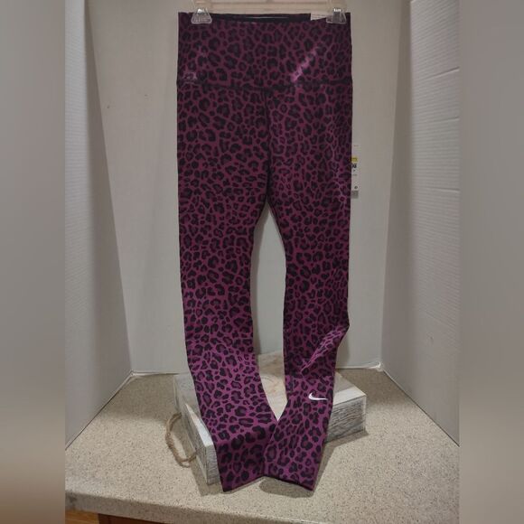 👍 Nike Dri Fit Workout Leggings Size Small Petite. W1 - Picture 2 of 4